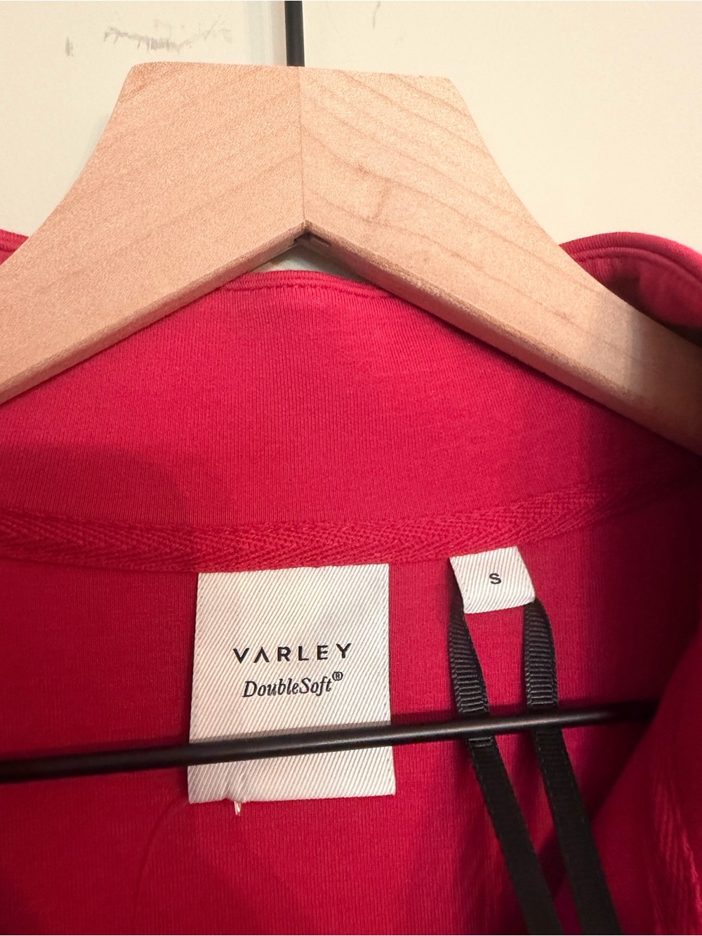 Varley Red Short Sleeve Half-Zip Top - Picture 2 of 3
